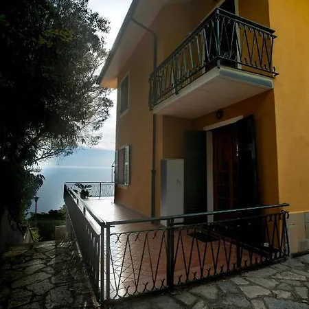 Lejlighed 080 - La Storica Il Vigneto 45b, Terrazza Sul Mare - Parcheggio Privato Gratis *