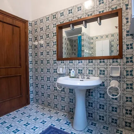 080 - La Storica Il Vigneto 45b, Terrazza Sul Mare - Parcheggio Privato Gratis 公寓 *