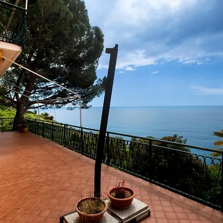 080 - La Storica Il Vigneto 45b, Terrazza Sul Mare - Parcheggio Privato Gratis * 莫内利亚